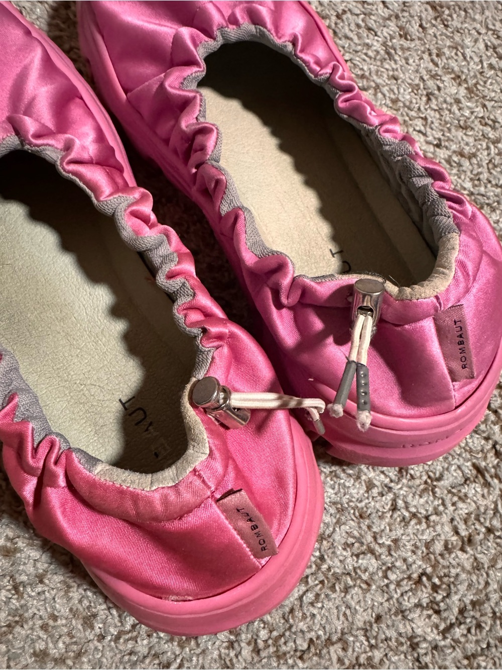 Pre-loved Ssense Rombaut hot pink satin ballet slip-on - Picture 4 of 4